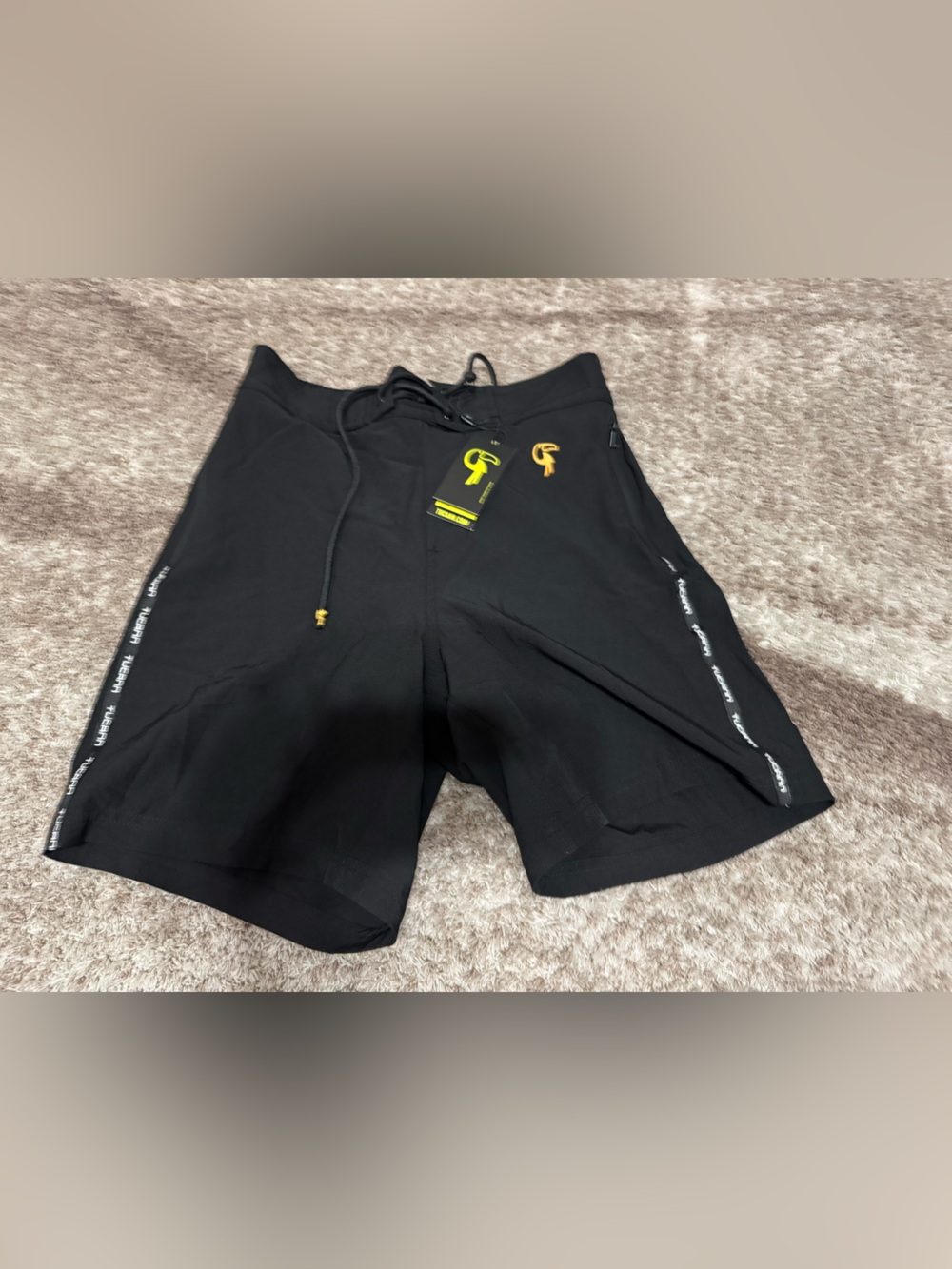 Tucann Cookie Black shorts